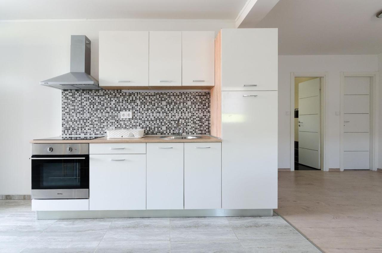 Apartments Ester Lopar Luaran gambar