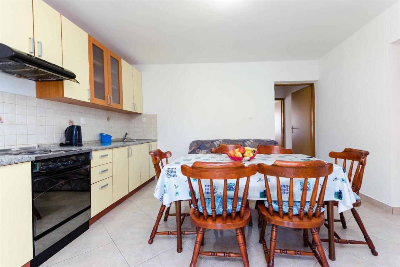 Apartments Ester Lopar Luaran gambar