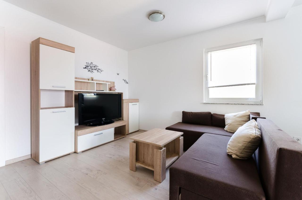 Apartments Ester Lopar Luaran gambar