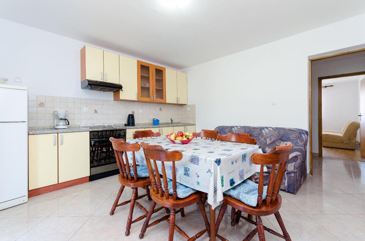 Apartments Ester Lopar Luaran gambar